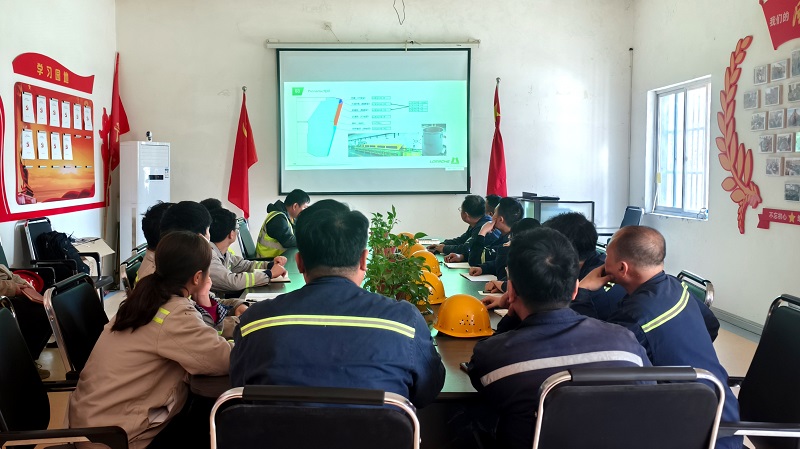 富平公司開(kāi)展中控操作員專項(xiàng)技能培訓(xùn)